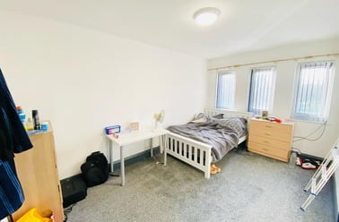 Trent Bridge Buildings, West Bridgford, Nottingham - Image 2